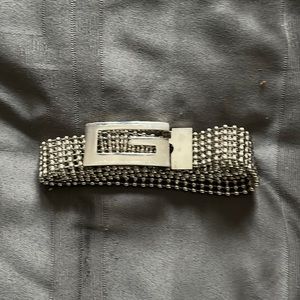 Guess silver 40 inch belt only wore twice